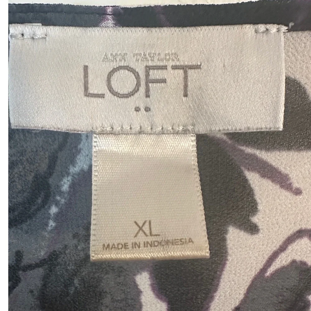 Ann Taylor LOFT Purple Black Floral Sheer‎ Chiffon V-Neck Blouse XL Long Sleeve - Picture 2 of 11